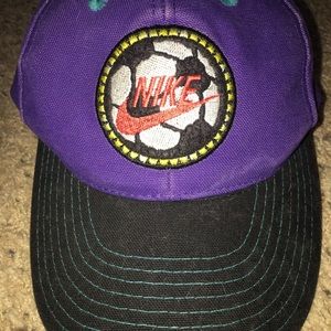 Nike soccer youth hat.